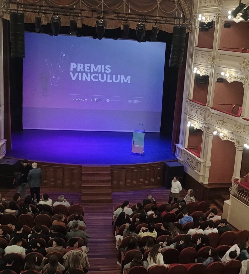 f12470df-56e0-407b-8dac-8ac2dbb2977e (1)